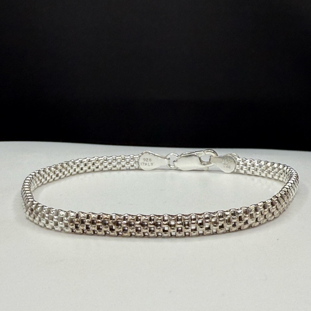 Italian Sterling Silver Box Link Bracelet 825